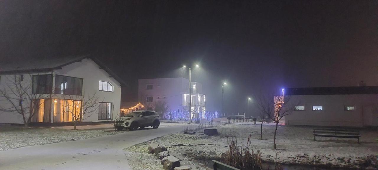 Green Garden Resort Cicirlau Екстер'єр фото