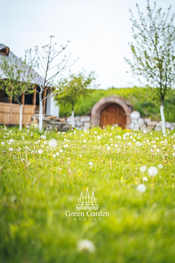 Green Garden Resort Cicirlau Екстер'єр фото