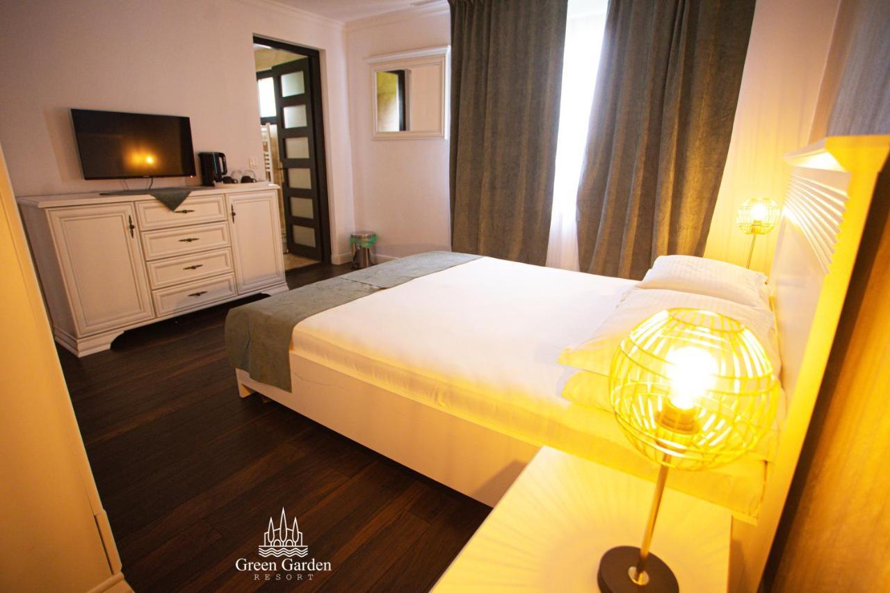Green Garden Resort Cicirlau Екстер'єр фото